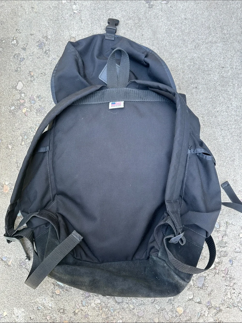 Drifter Black Outdoor Canvas Rucksack - Men
